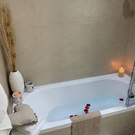 Fl 3 Ta'Lonza Luxury With Hot Tub By Homely المليحة المظهر الخارجي الصورة