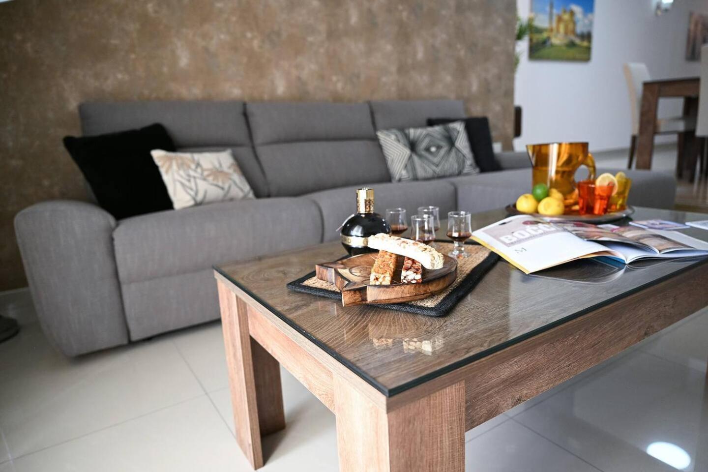 Fl 3 Ta'lonza Luxury With Hot Tub By Homely Apartment *