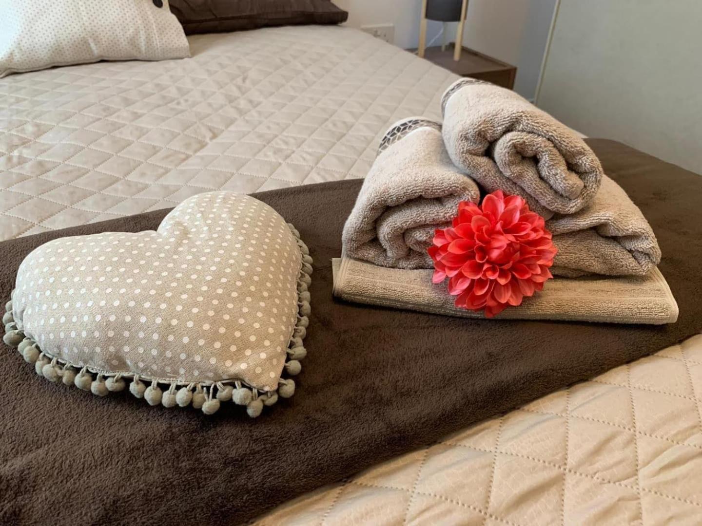 Fl 3 Ta'lonza Luxury With Hot Tub By Homely Mellieħa
