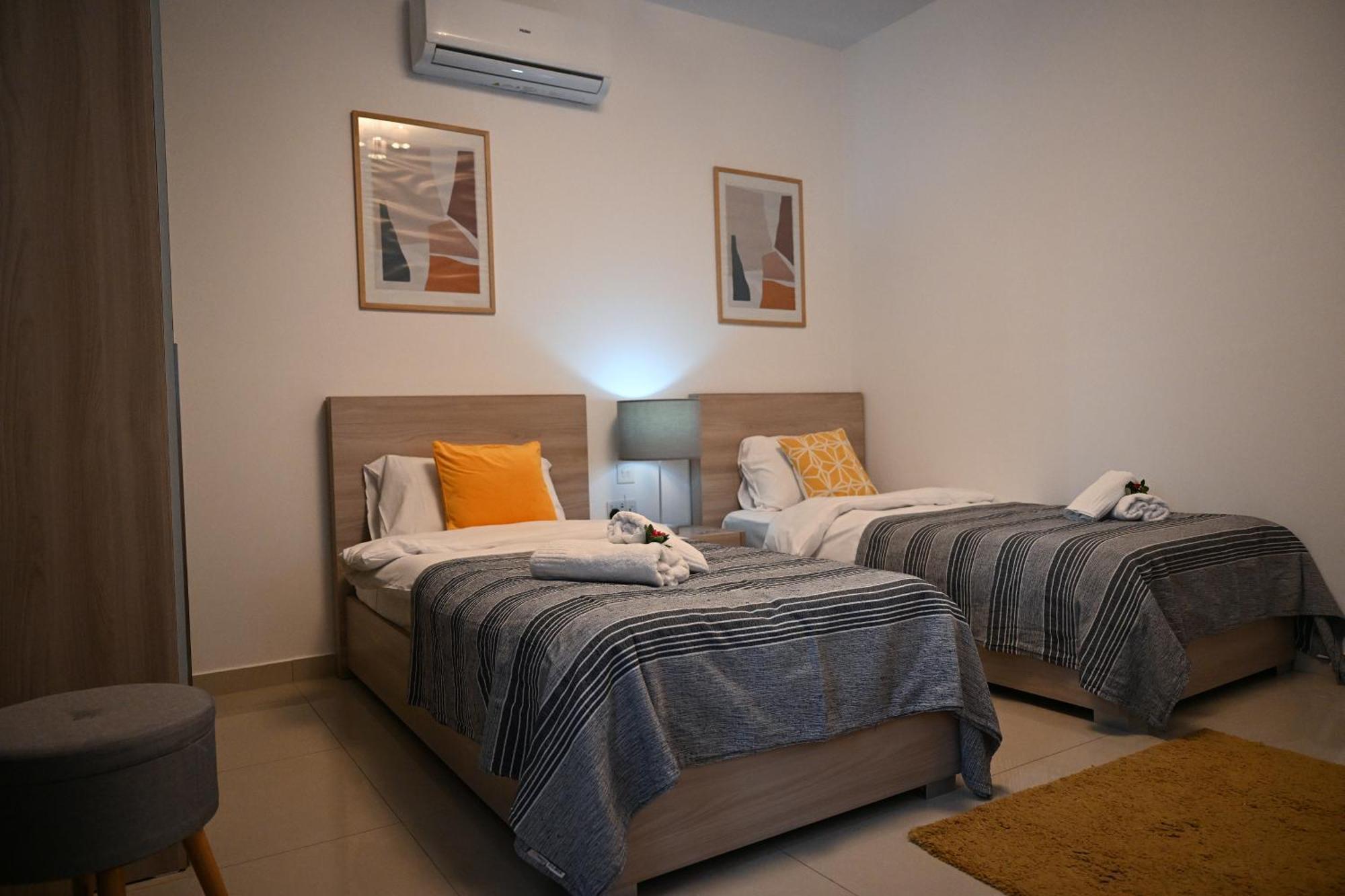 Fl 3 Ta'lonza Luxury With Hot Tub By Homely