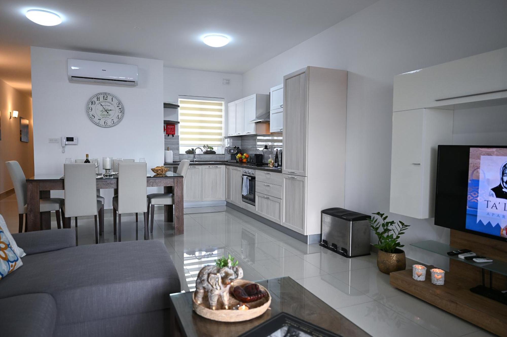 Fl 3 Ta'lonza Luxury With Hot Tub By Homely * Mellieha