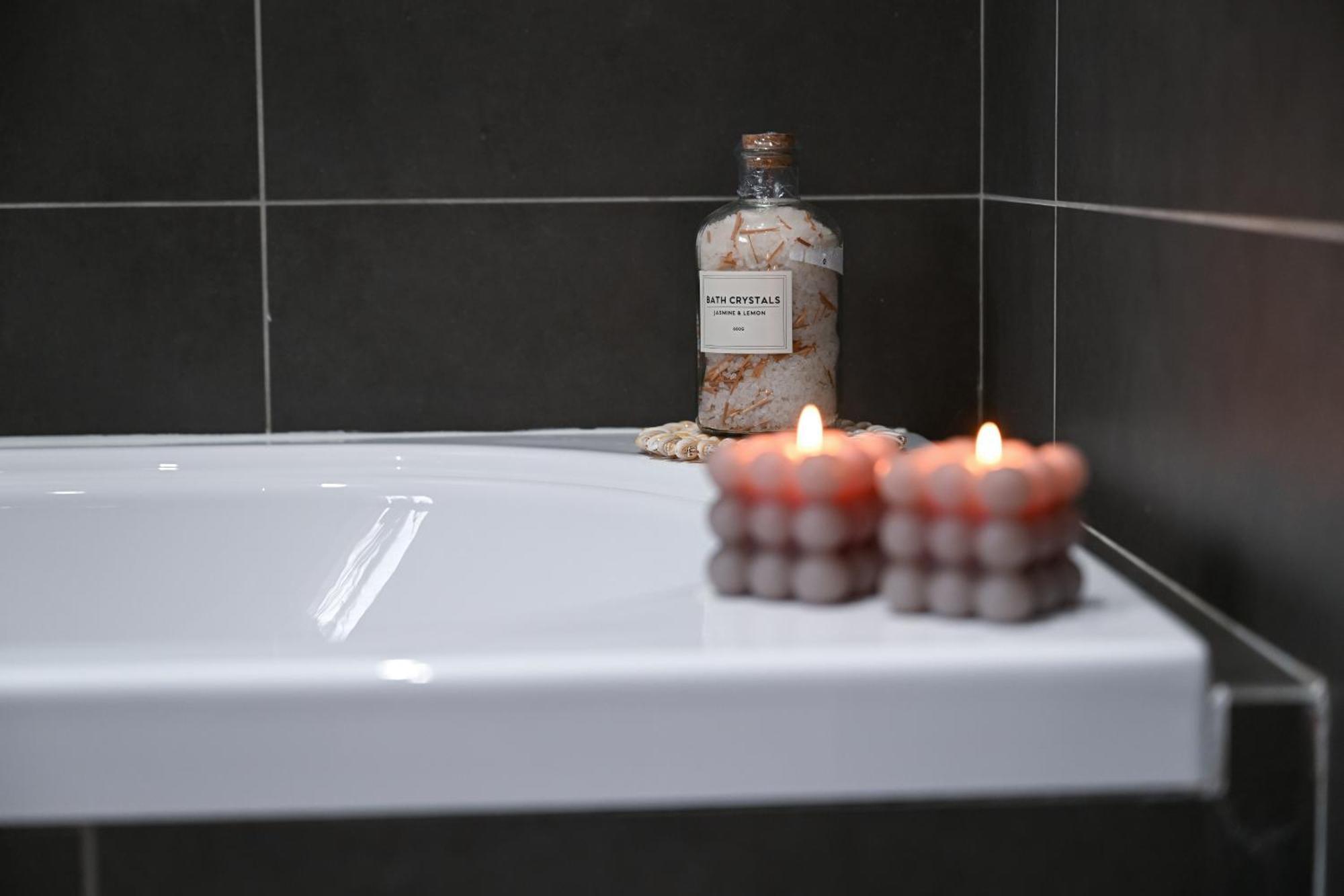 Fl 3 Ta'lonza Luxury With Hot Tub By Homely Apartment Mellieha